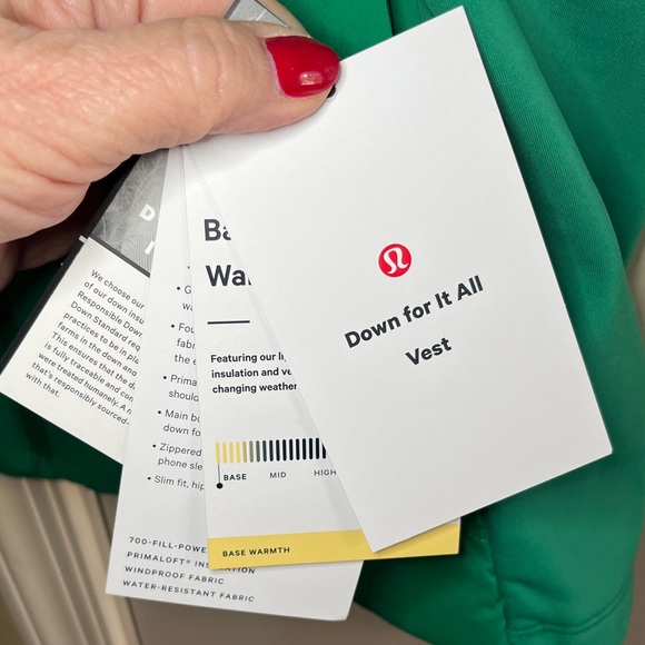 NWT!!🍒LULULEMON DOWN FOR IT ALL VEST sz 12 RACEWAY GREEN 700-Fill Run Everglade - Picture 6 of 9